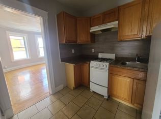 218 West St, Bristol, CT 06010