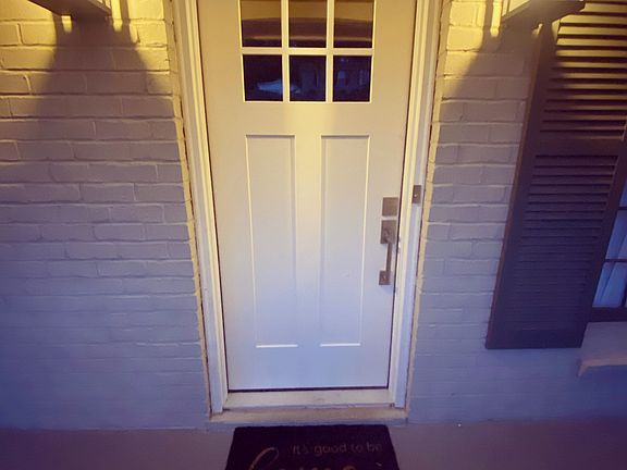 2nd image of 215 London Ln