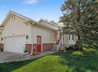 9089 Luea Ln, Swartz Creek, MI 48473