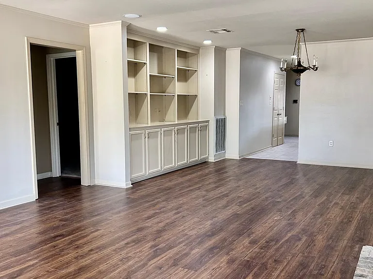 10765 Misty Vale Ave — Photo 8