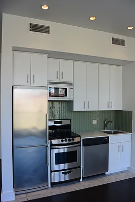 Rented by Maz Group NY | media 37