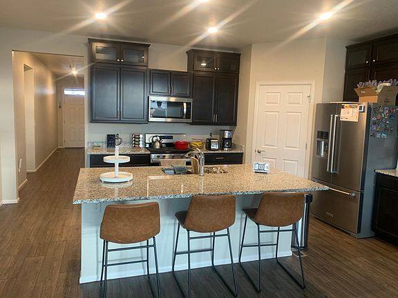 4th image of 828 Camberly Dr