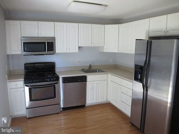 2nd image of 13268 Poener Pl
