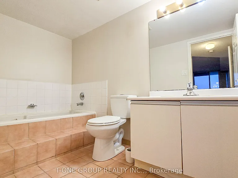 4725 Sheppard Ave E #516 — Photo 12