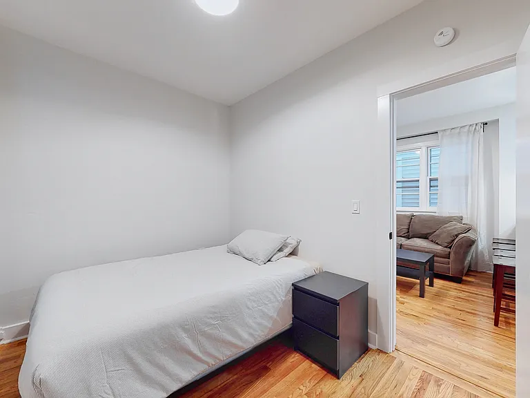 86 Edwards St #1 — Photo 26