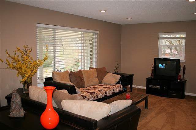 1st image of 4905 Candlewick Ln