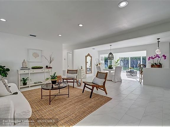 3rd image of 5485 NE 22nd Ave
