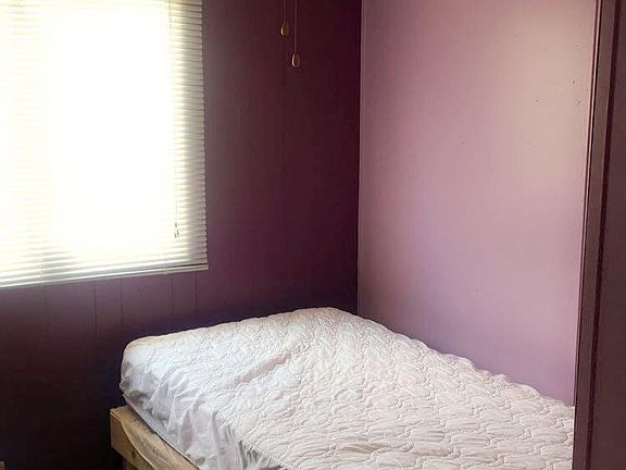 3rd image of 426 Newell Hays St