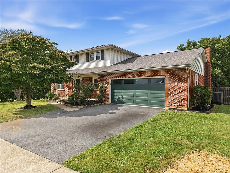 1st image of 1925 Belleview Dr