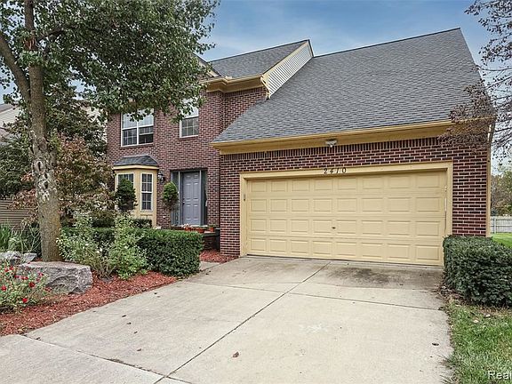 2nd image of 2410 Cedar Knoll Dr