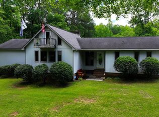 16 Riverview Rd, Ware Shoals, SC 29692