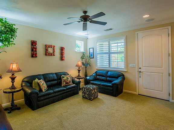 4th image of 3601 El Dala Ln