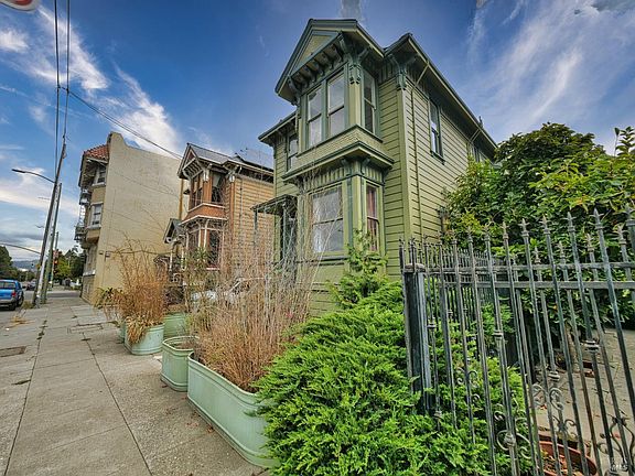 2nd image of 1014 Castro Street