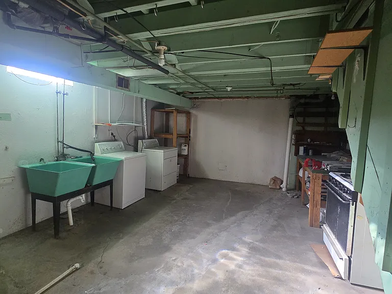2366 Geoffry Dr — Photo 26