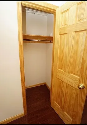 Rented by Universal Realty Group | media 5