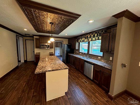 5th image of 5614 Charter Cir
