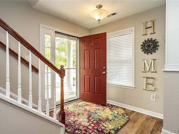 4th image of 7499 Pebble Lake Dr