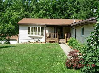 12581 Pennington Ave, Sparta, MI 49345