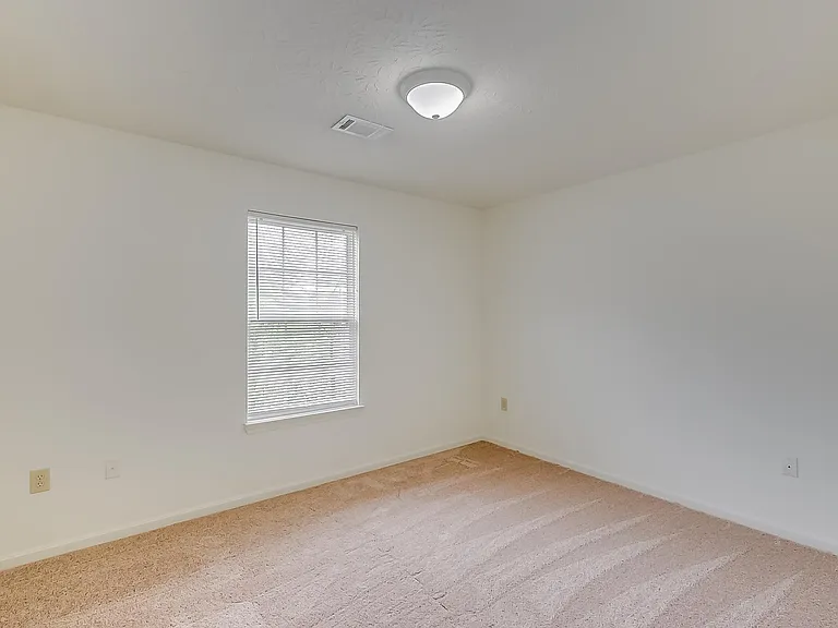 Forest Creek Apartments — Photo 57