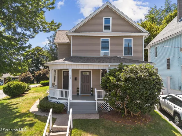 403 Hill St, Peckville, PA 18452