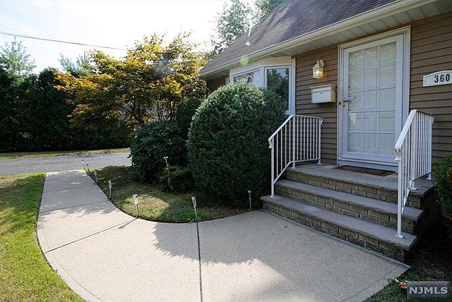 1st image of 360 Monmouth Ave