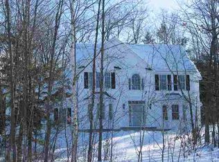 5 Marie Heights Dr, West Sand Lake, NY 12196