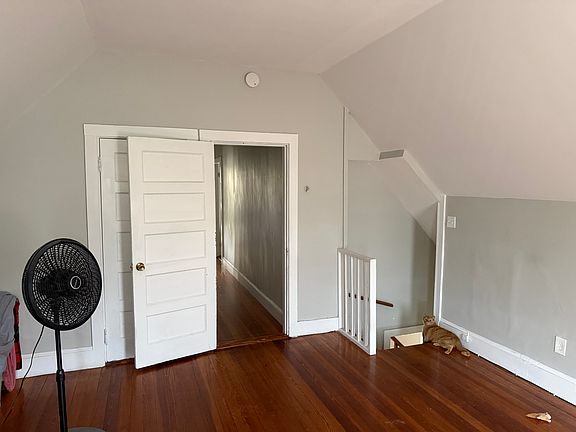 2nd image of 2083 Dorchester Ave #4