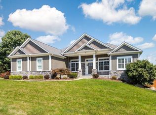 46 Waterview, Powell, OH 43065