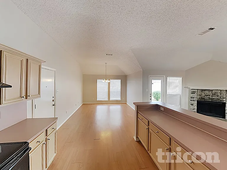 1415 Develon Dr — Photo 6