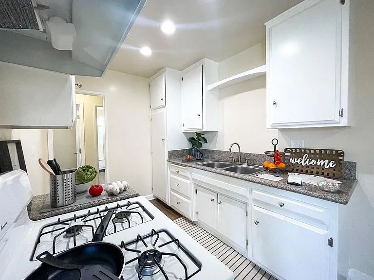 Pine Village Apartments — Photo 20