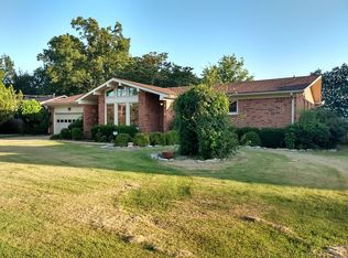 8036 Lauderdale Rd SW, Huntsville, AL 35802