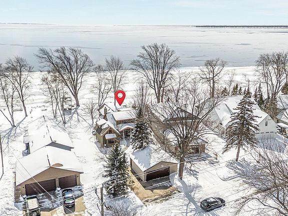 2nd image of 1783 Brighton Beach Rd