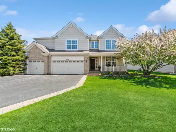 3021 Monterey Ln, Wadsworth, IL 60083