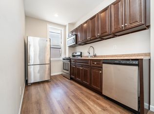 27-14 Crescent St #1B, Astoria, NY 11102