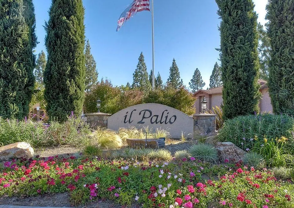 12043 Alta Carmel Ct #109
