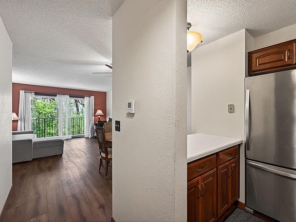 5th image of 357 Belvidere St E #357A