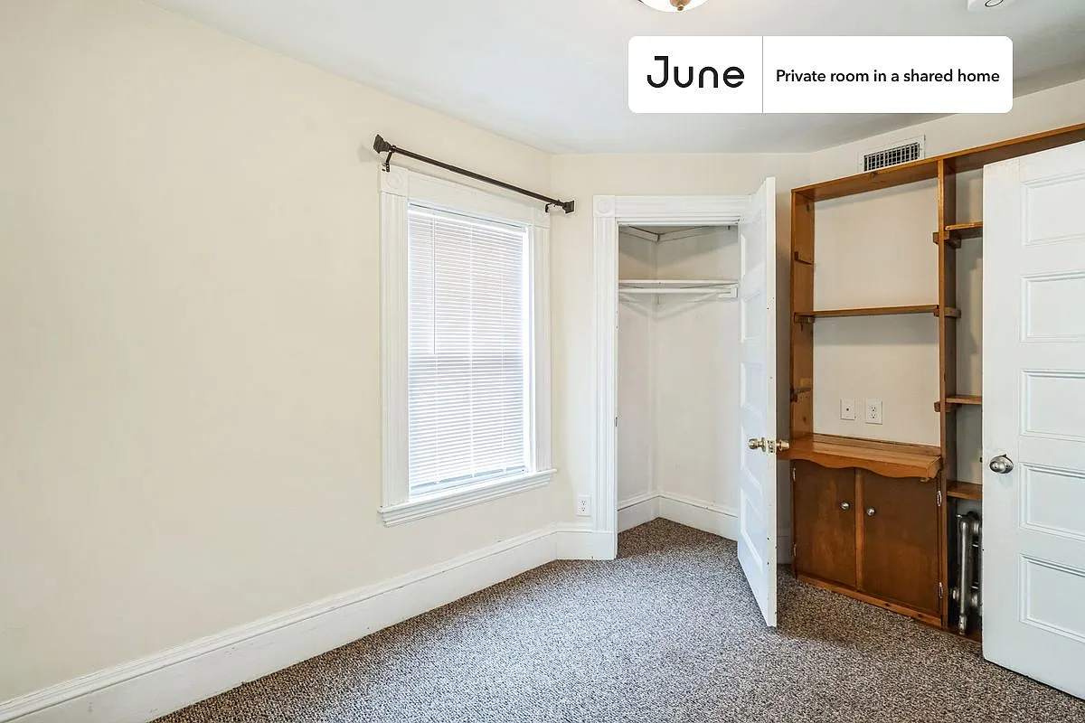 Building Photo - 53 Hopedale St #D