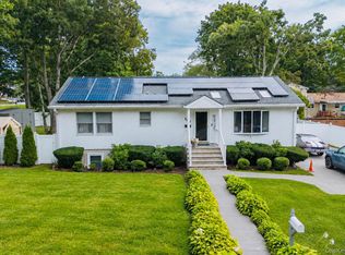 187 N 28th St, Wyandanch, NY 11798