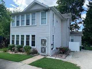 1429 S Hamilton St Photo 1