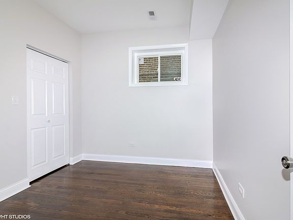 5th image of 4827 N Monticello Ave