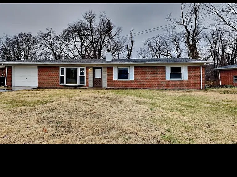 205 Cameron Dr — Photo 11