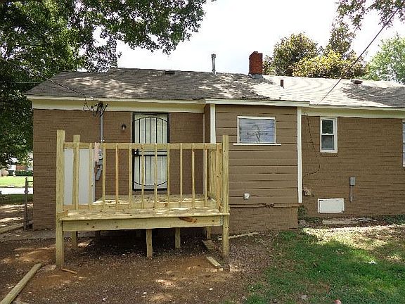 2nd image of 4944 Kimball Ave