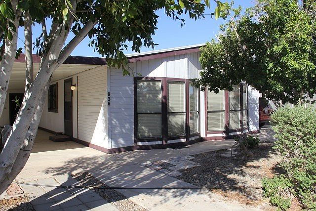 1st image of 936 W Riverview Pl