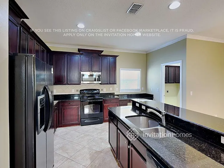 5547 Remsen Cay Ln — Photo 9