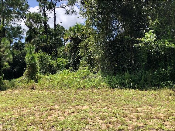 4th image of 5032 NE Tradewinds Cir