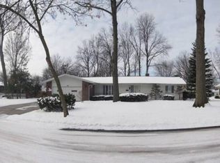 3215 Chancellor Dr, Fort Wayne, IN 46815
