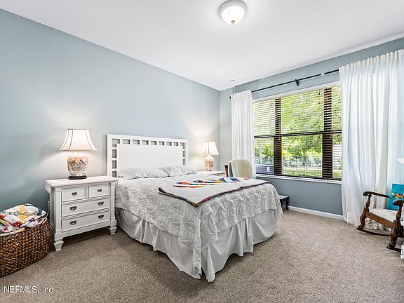 4th image of 69 BRIARBERRY Road
