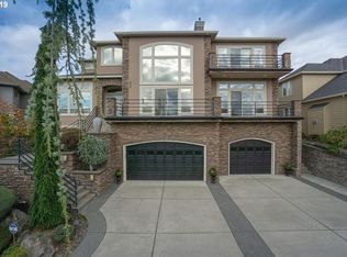 809 NW Deerfern Loop, Camas, WA 98607