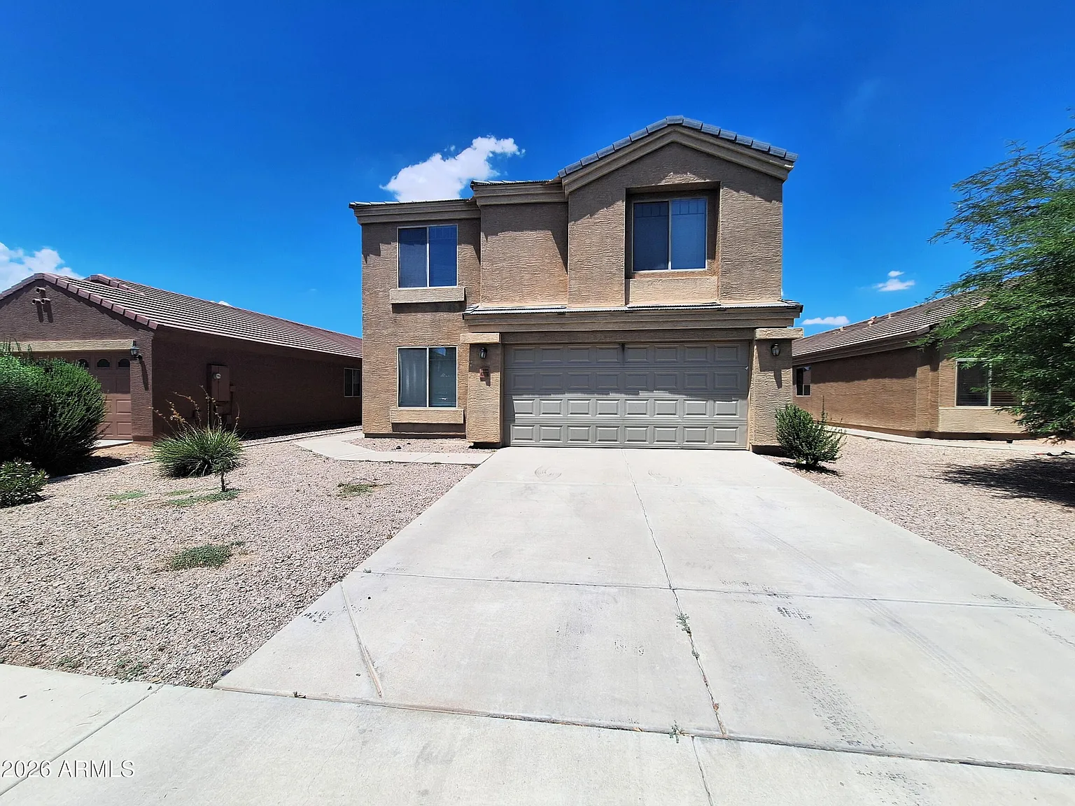 4 bed, 2.0 bath, 2222 sqft, $1,950 — Photo 1