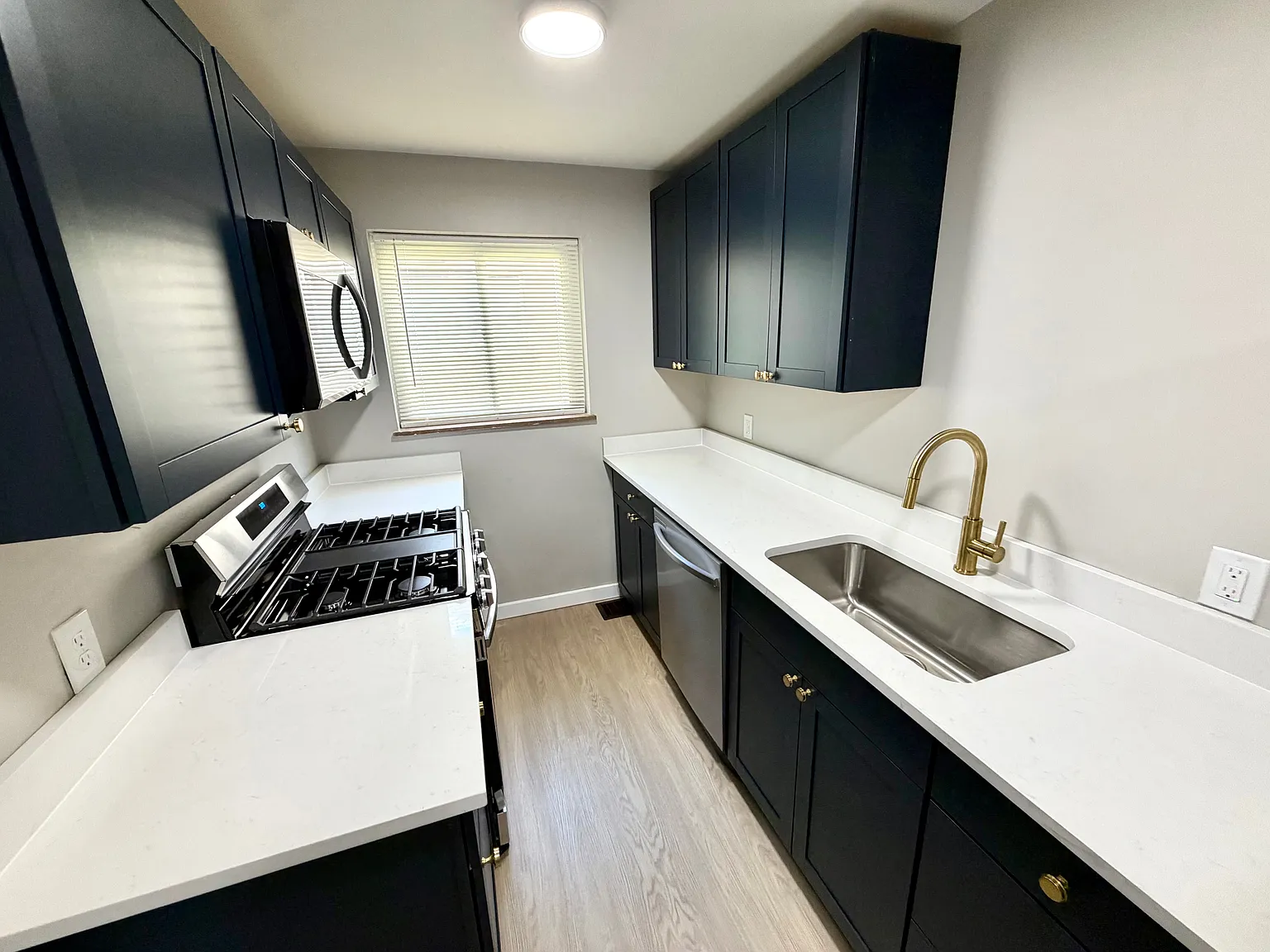 3 bed, 925 sqft, $1,850 — Photo 3